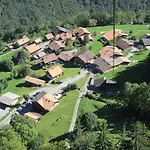 Restaurant Waldrand, فندق Isenfluh