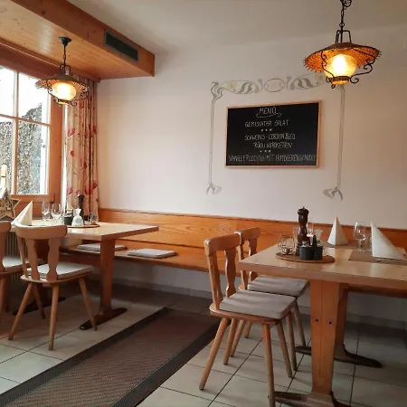 Restaurant Waldrand, *