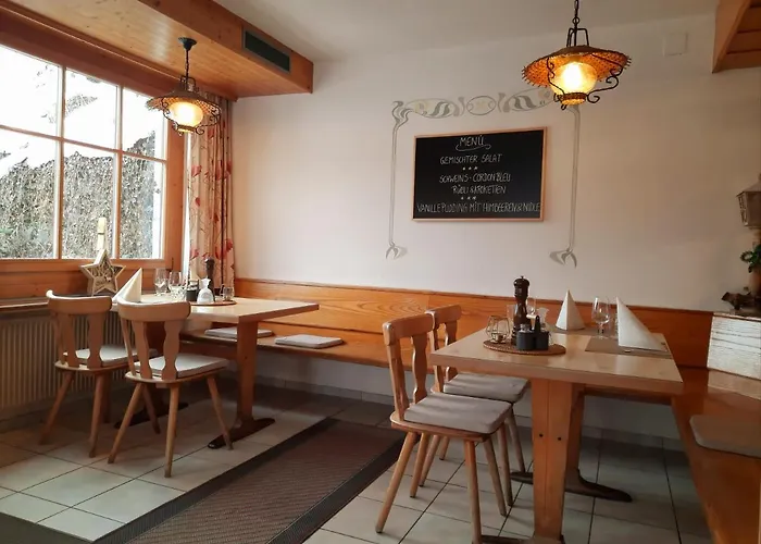 Restaurant Waldrand, *